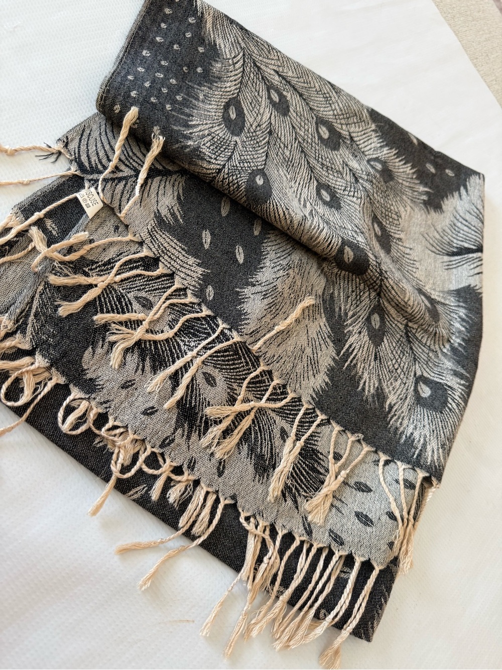 Peacock Feather Pattern Viscose Grey & Beige Scarf Shawl Wrap